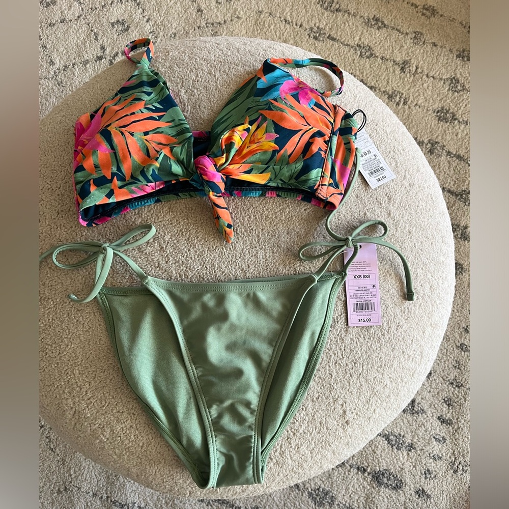 Floral bikini set